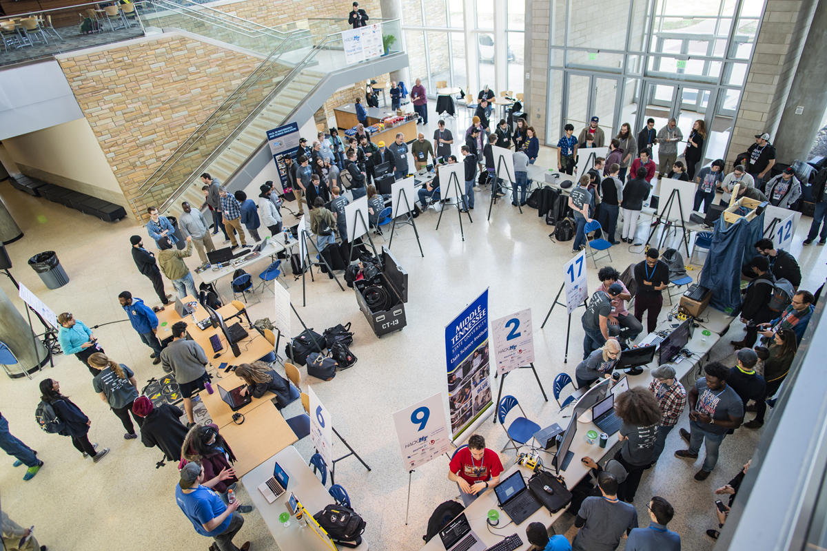 2019 Hack MT crowd